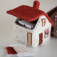 Pincushion & Craft Box Houses amigurumi pattern by Loopy Pattern