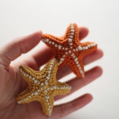 Starfish amigurumi pattern by unknown
