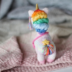 Unicorn Cloud amigurumi by Loopy Pattern