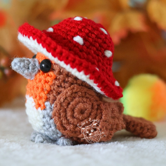 Mushy the robin amigurumi pattern by LikeALigerCrochet