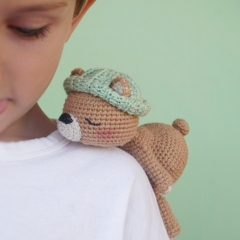 Teddy snooze amigurumi by Cocorumi Design