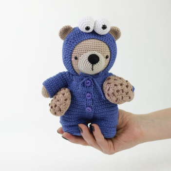 Cookie Monster amigurumi pattern by Madelenon