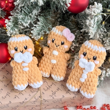Gingerbread Mans (mini) amigurumi pattern by RNata