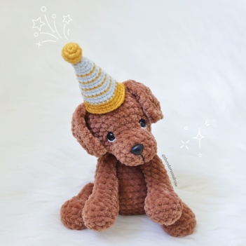 Marley The Labrador Retriever amigurumi pattern by THEODOREANDROSE