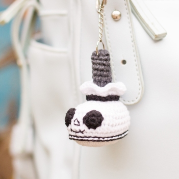 Halloween Skeleton Boot Keychain amigurumi pattern by Planet Piu