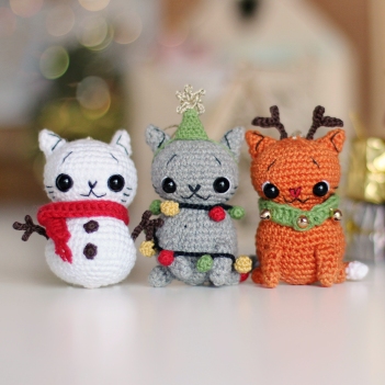 3 in 1 Christmas Cats amigurumi pattern by Loopy Pattern