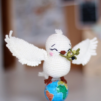 Dove of peace amigurumi pattern