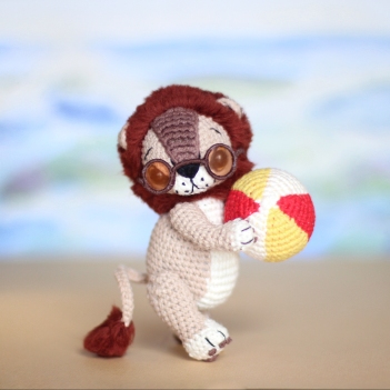 Lion Fred amigurumi pattern by Loopy Pattern