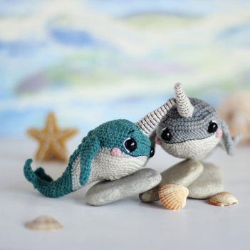 Narwhals Erry ana Arry amigurumi pattern by Loopy Pattern