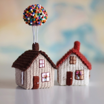 Pincushion & Craft Box Houses amigurumi pattern by Loopy Pattern
