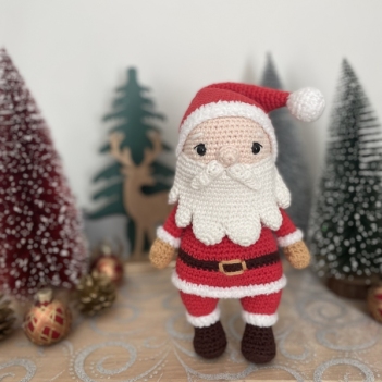 My Santa Claus amigurumi pattern by Galounette Crochete