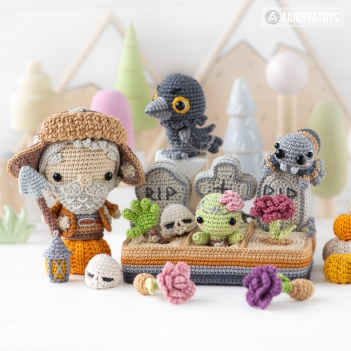 Halloween Night ('Mini Kingdom') amigurumi pattern by AradiyaToys