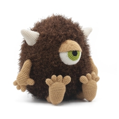 Hector the Cyclops amigurumi pattern by DIY Fluffies