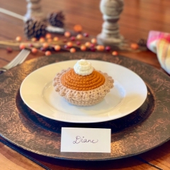 Mini Pumpkin Pie amigurumi by Crochet to Play