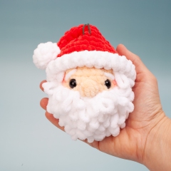 Santa Claus Christmas ornament amigurumi pattern by Diminu