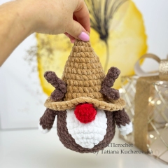Christmas Deer Gnome  amigurumi by TANATIcrochet