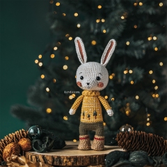 Marshmallow - The Christmas Bunny amigurumi pattern by LovLoops
