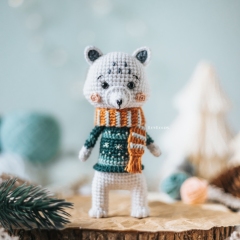Snow - The Artic Fox amigurumi pattern by LovLoops