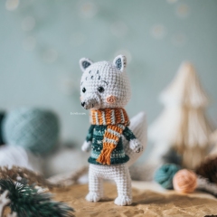 Snow - The Artic Fox amigurumi by LovLoops