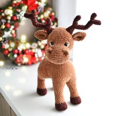Christmas Moose  amigurumi pattern by apinchofcotton