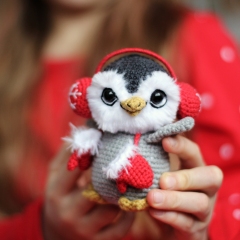 Penguin Pingui amigurumi pattern by Loopy Pattern