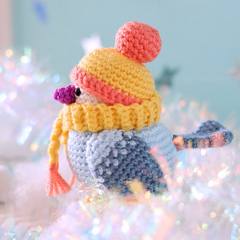 Snowflake the winterbird amigurumi pattern by LikeALigerCrochet