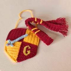 Lion Gryffin Hogwarts Mascot amigurumi by Crochery