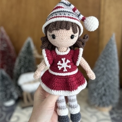 Nolwenn, the christmas doll amigurumi by Galounette Crochete