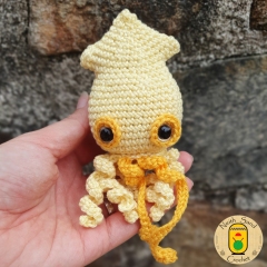Ika the Squid amigurumi pattern by Neith Sand Crochet