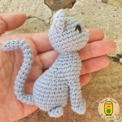 Mofu the Tiny Grey Cat amigurumi pattern by Neith Sand Crochet