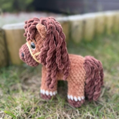 Hazel the little horse amigurumi by DanArtEstonia