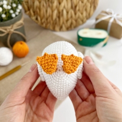 Goose toy amigurumi pattern by AmiGuide