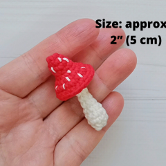 Mini Amanita Mushroom amigurumi pattern by unknown