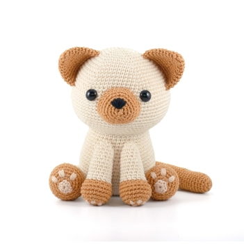 Lola the Cat amigurumi pattern by DIY Fluffies