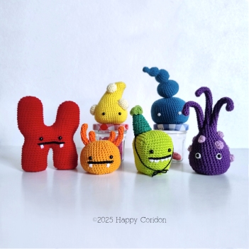 Rainboo critters amigurumi pattern by Happy Coridon