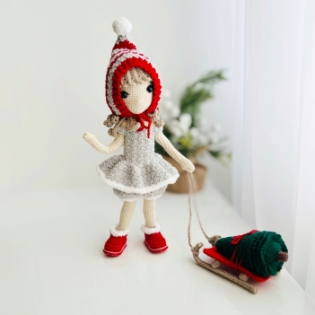 Elf girl amigurumi pattern by Fluffy Tummy