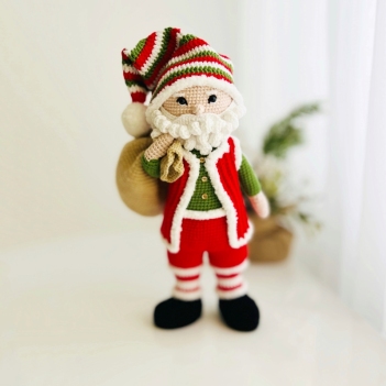 Santa Claus amigurumi pattern by Fluffy Tummy