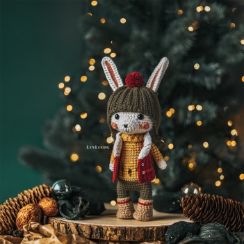 Marshmallow - The Christmas Bunny amigurumi pattern by LovLoops