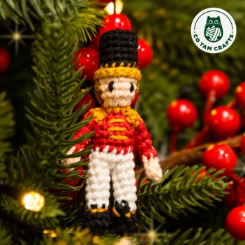 Nutcracker mini doll amigurumi pattern