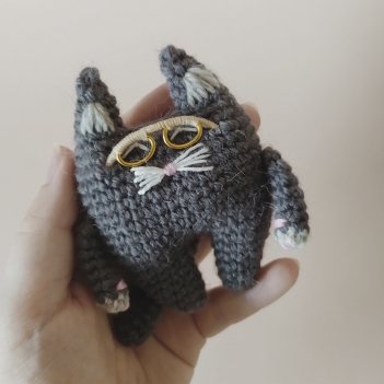 Cat Buterbrodsky amigurumi pattern