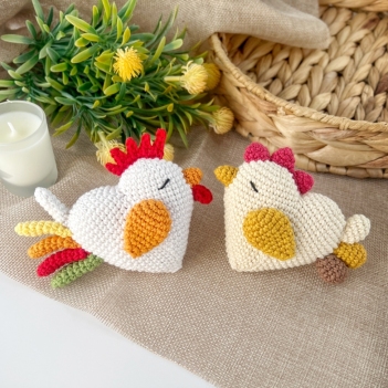 Chicken and Rooster amigurumi pattern by AmiGuide