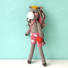 Long Leg Polly the heart horse amigurumi by Mrs Milly