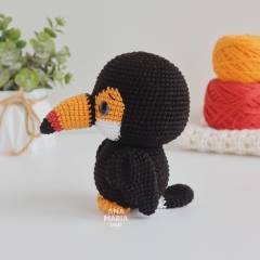 Joey, the Toucan amigurumi by Ana Maria Craft