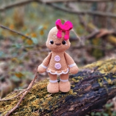 Crunch the Gingerbread Friend amigurumi by LittleEllies_Handmade