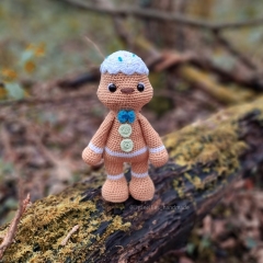Crunch the Gingerbread Friend amigurumi pattern by LittleEllies_Handmade