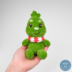 No-Sew Green Villain amigurumi pattern by Crochet Pattern By Nina