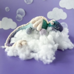 Dreamy the Sleepy Dragon amigurumi by Pracownia Blask