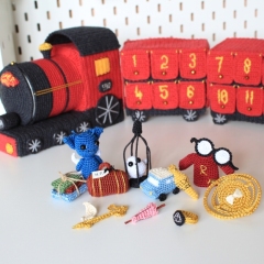 Hogwarts Train Advent Calendar amigurumi pattern by Crochery
