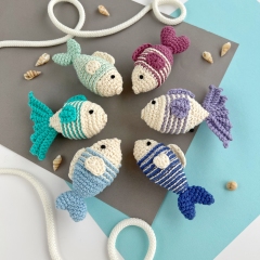 Little fish keychain  amigurumi pattern by AmiGuide
