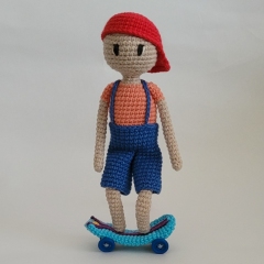 Skater Boy amigurumi pattern by engurumist